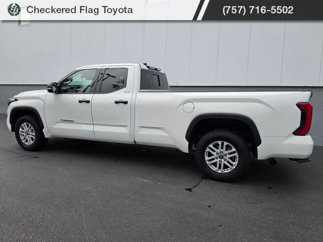 Used 2022 White Toyota SR5 image 4