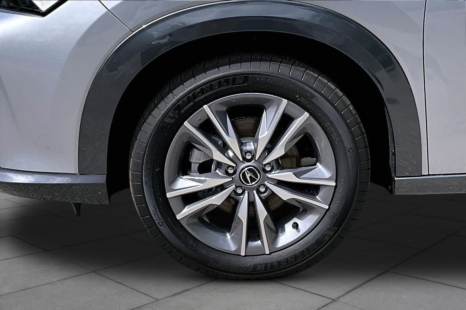Used 2026 Solar Silver Metallic Acura  image 11