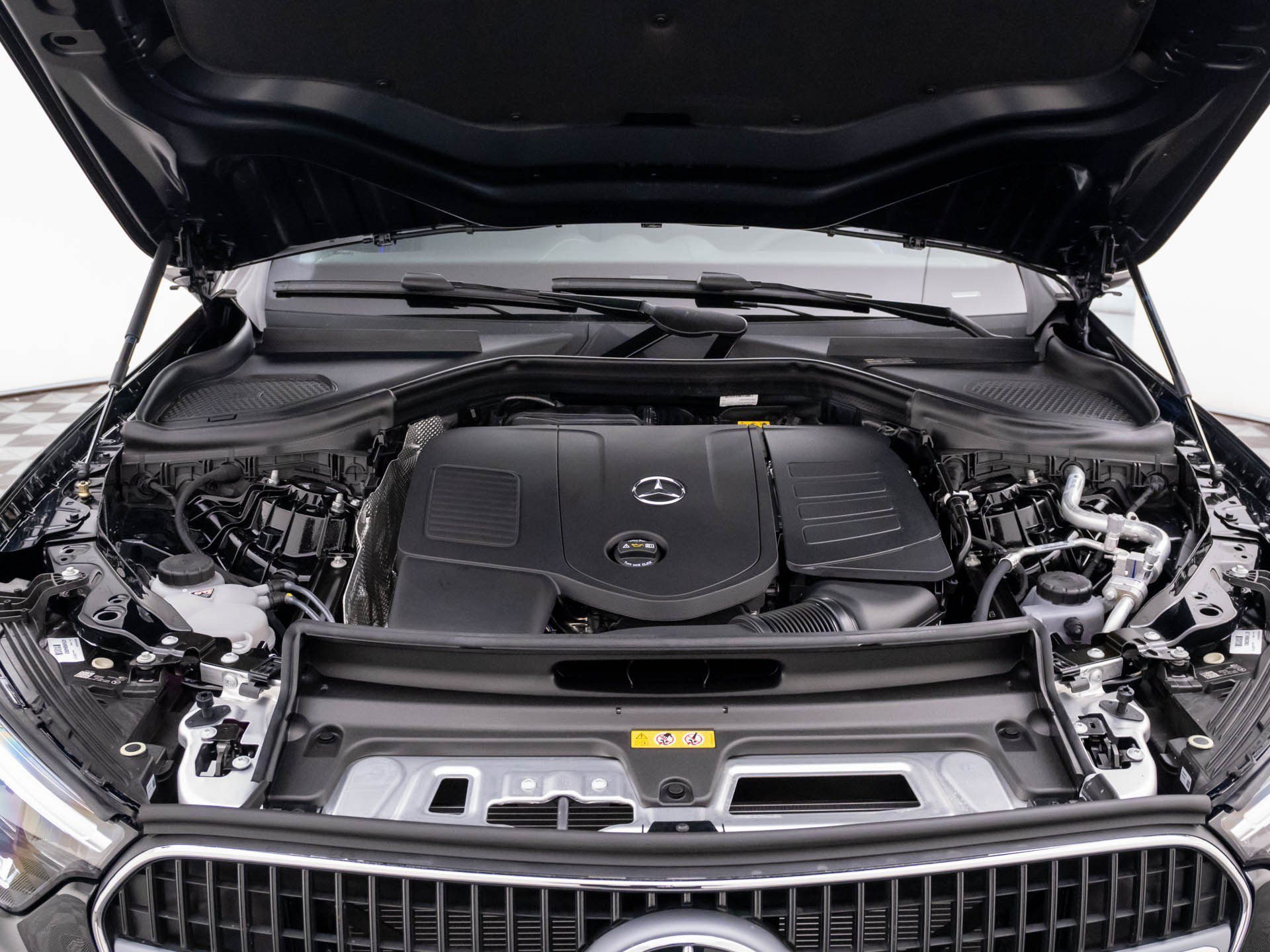 New 2026 Black Mercedes-Benz GLC 300 image 61