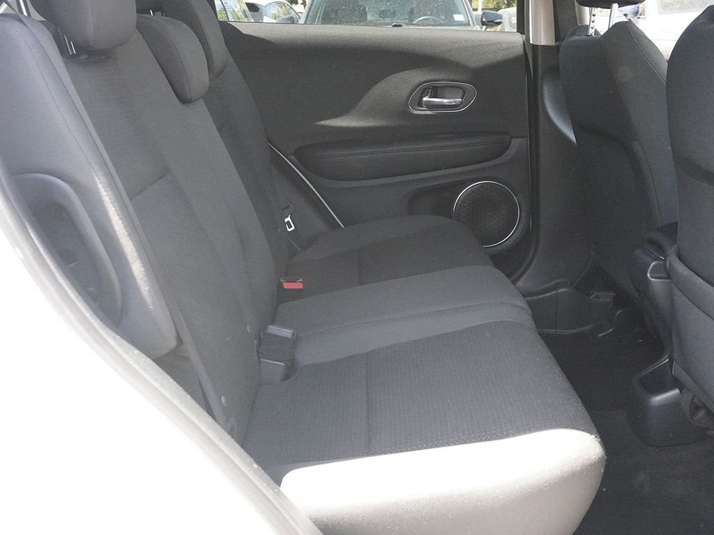 Used 2021 White Honda EX image 30