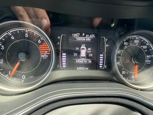 Used 2019 Black Jeep Latitude Plus image 9