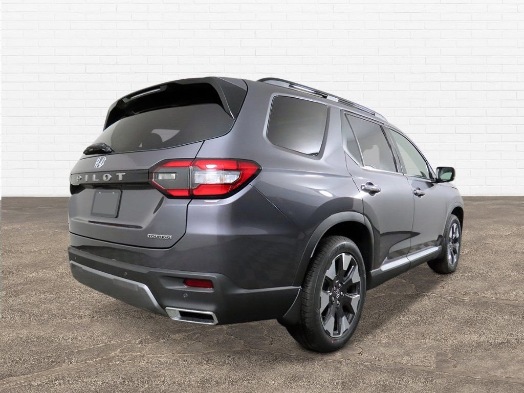 New 2026 Modern Steel Metallic Honda Touring image 6