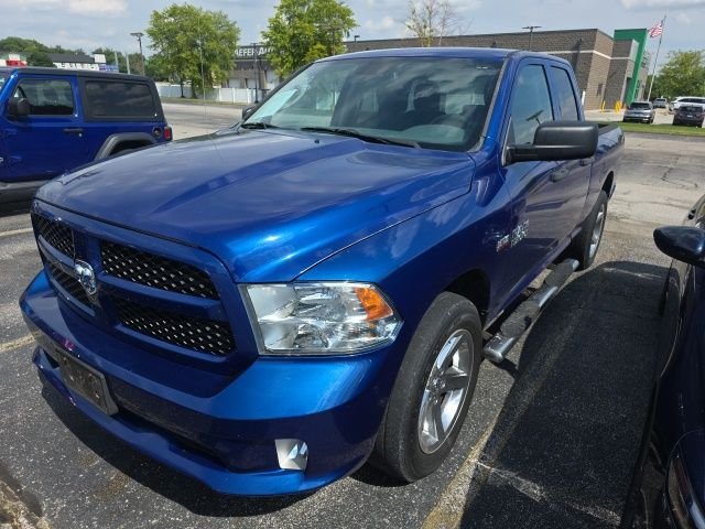Used 2015 Blue Streak Pearlcoat Ram Express image 1