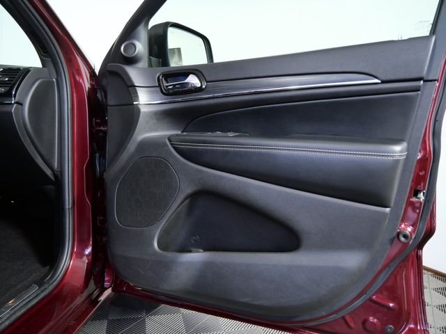 Used 2021 Red Jeep Limited image 8