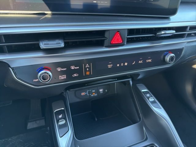 New 2026 Volcanic Sand Kia EX AWD image 20