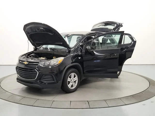 Used 2017 MOSAIC BLACK METALLIC Chevrolet LS image 12