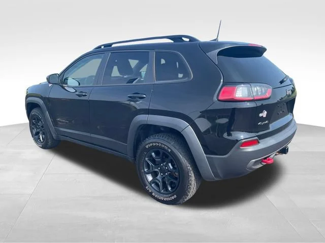 Used 2022 Black Jeep Trailhawk 4x4 image 3