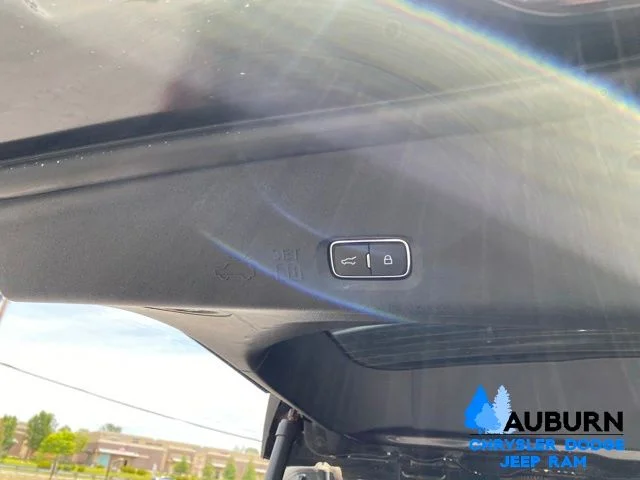 Used 2025 Gray Ford Active image 16