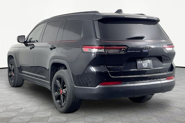 Used 2023 Black Jeep Altitude image 4