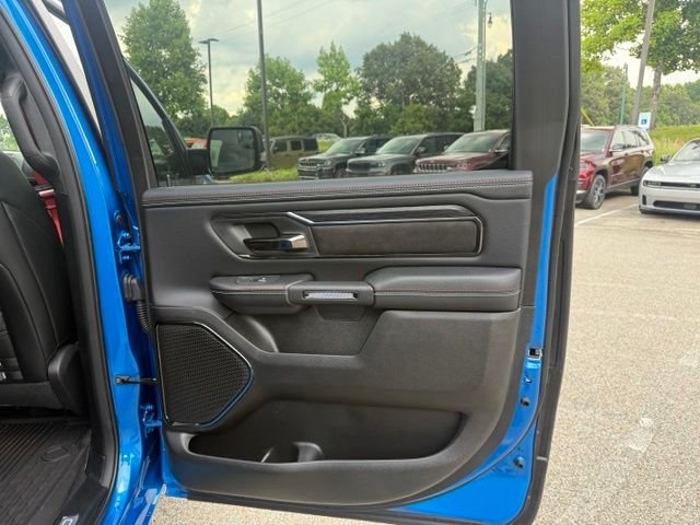New 2026 Hydro Blue Pearl-Coat Exterior Paint RAM Laramie image 26