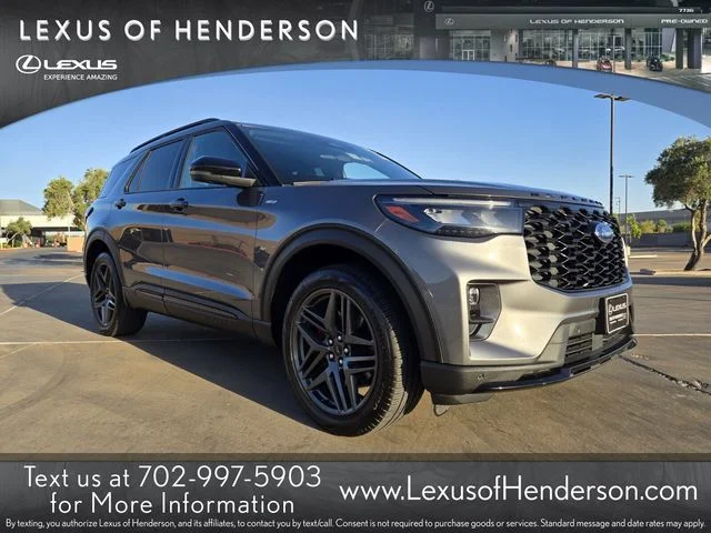 2025 Ford Explorer ST-Line