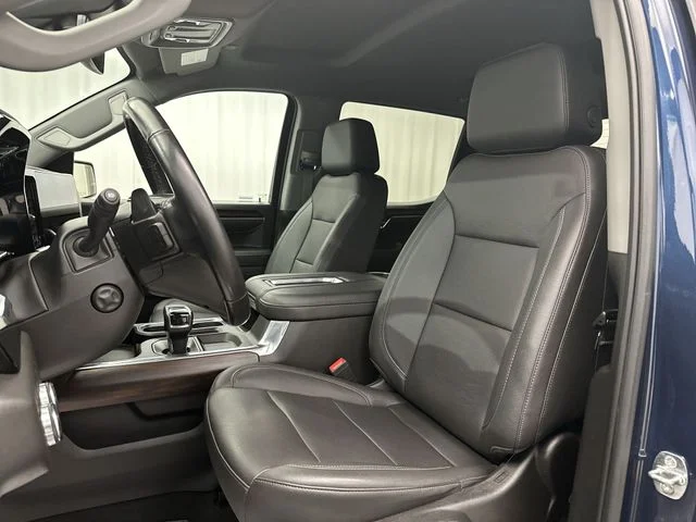 Used 2022 Blue GMC SLT image 16