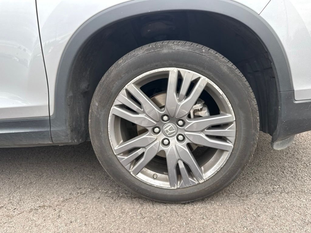 Used 2019 Lunar Silver Metallic Honda EX-L image 27