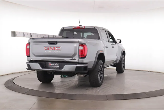 Used 2023 Gray GMC Elevation image 9