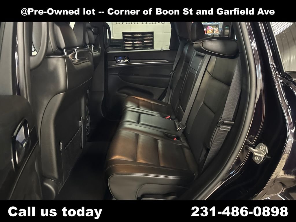 Used 2019 Red Jeep High Altitude image 27