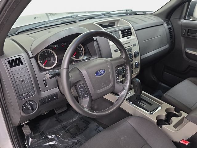 Used 2011 Silver Ford XLT image 16