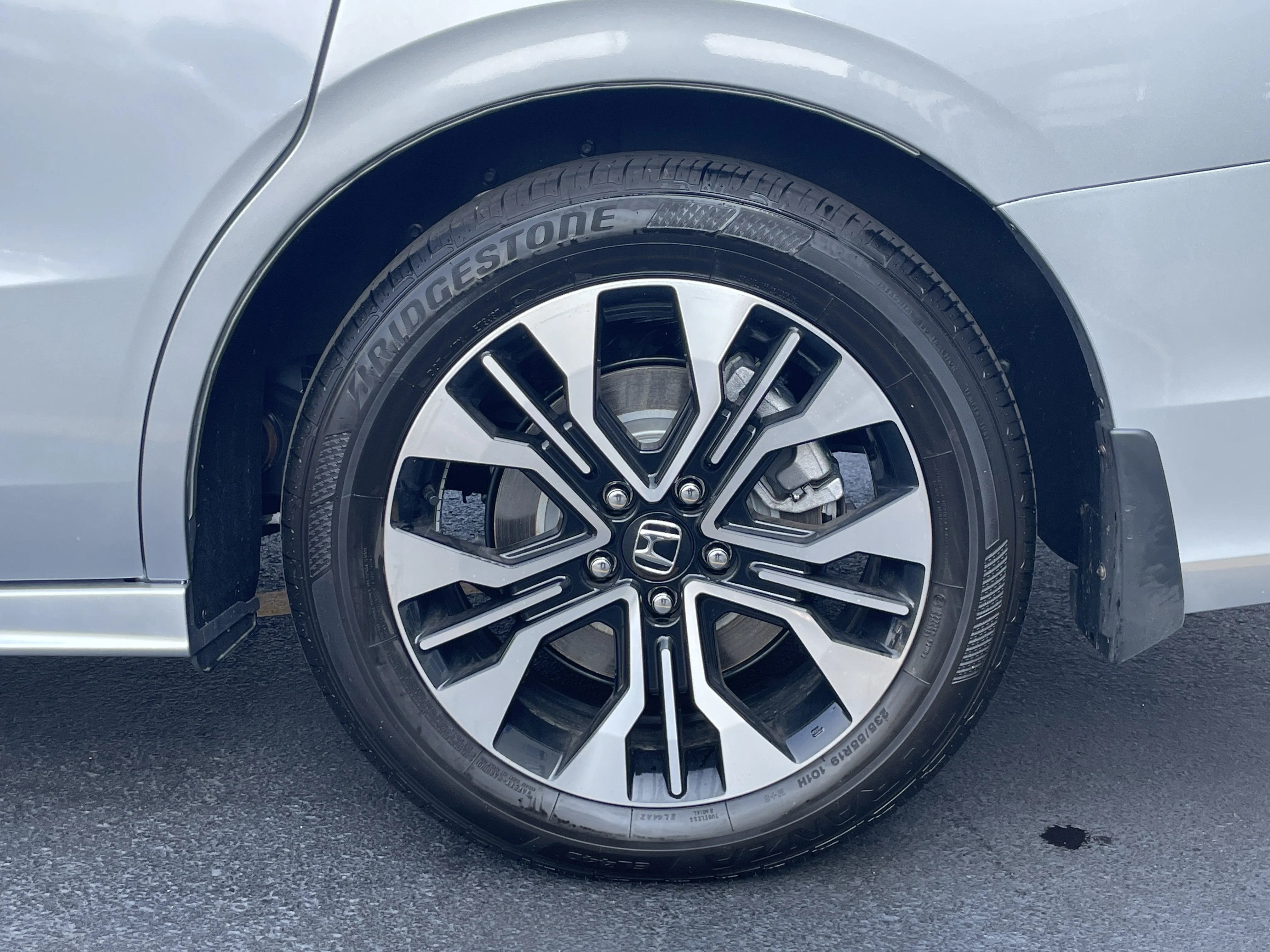 2026 Honda Odyssey Elite - Photo 11