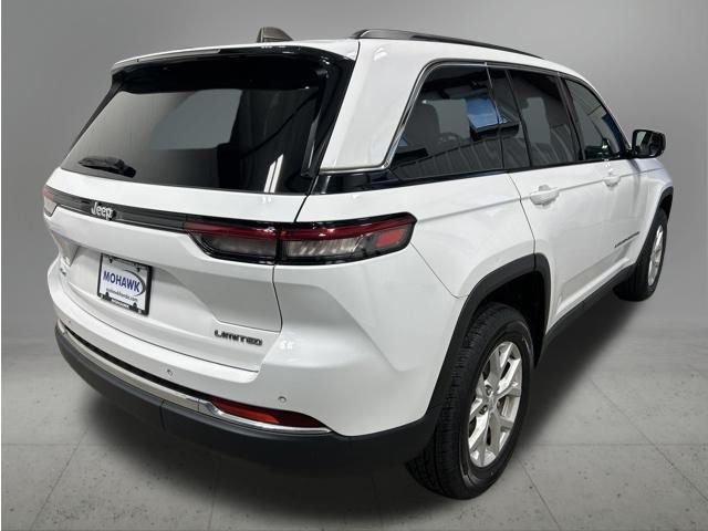 Used 2023 Bright White Clearcoat Jeep Limited image 5