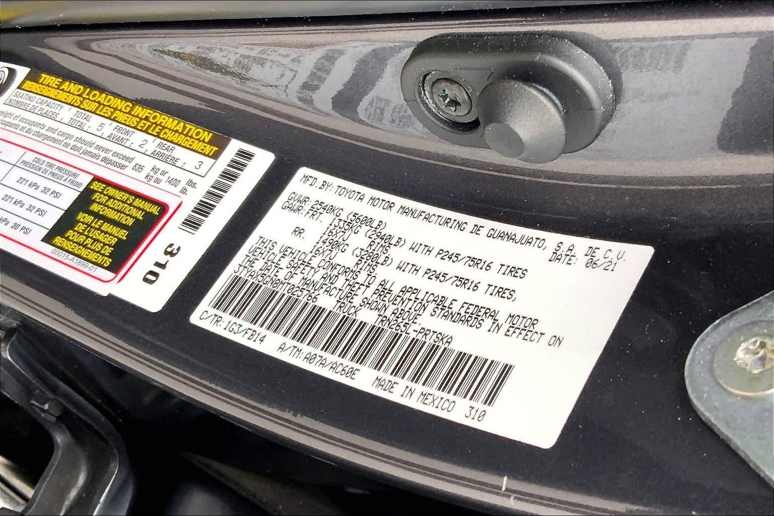 Used 2021 Magnetic Gray Metallic Toyota SR image 34
