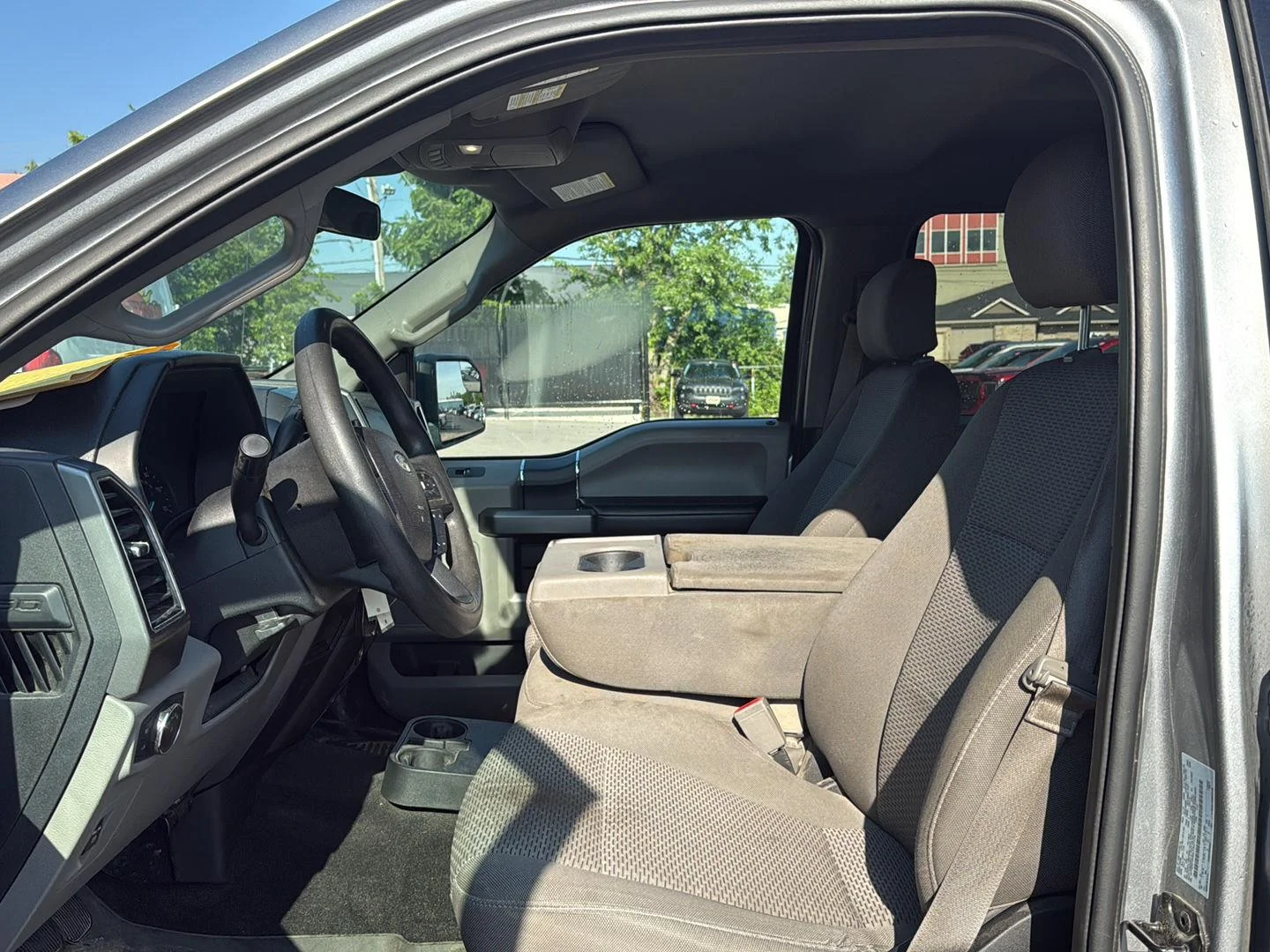 Used 2020 Iconic Silver Ford XLT image 9