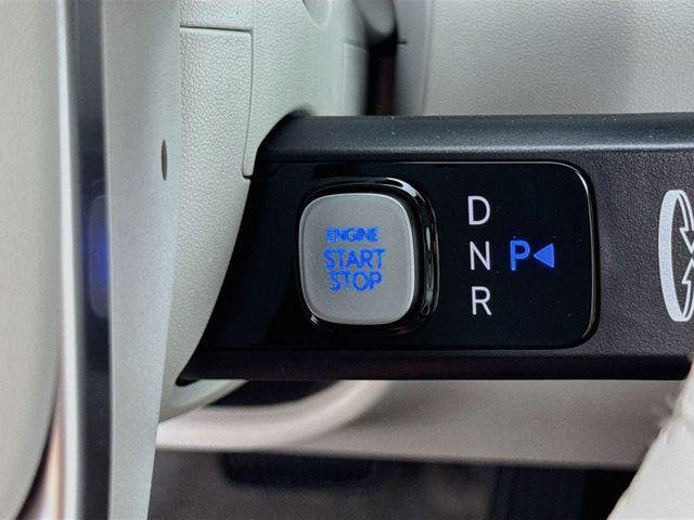 New 2026 White Hyundai Blue SEL Premium 8P image 30