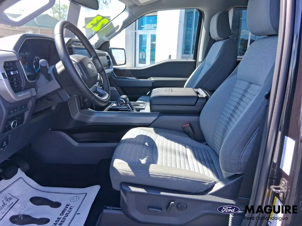Used 2023 White Ford XLT image 12
