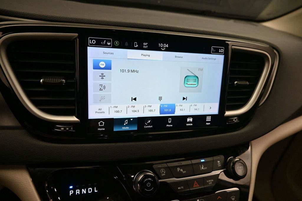 Used 2023 Gray Chrysler Touring L image 25