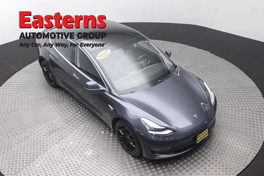 Used 2019 Gray Tesla Performance image 3
