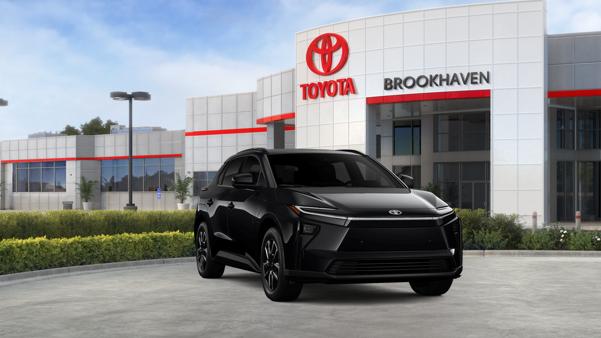 New 2026 Midnight Black Metallic Toyota XLE image 28