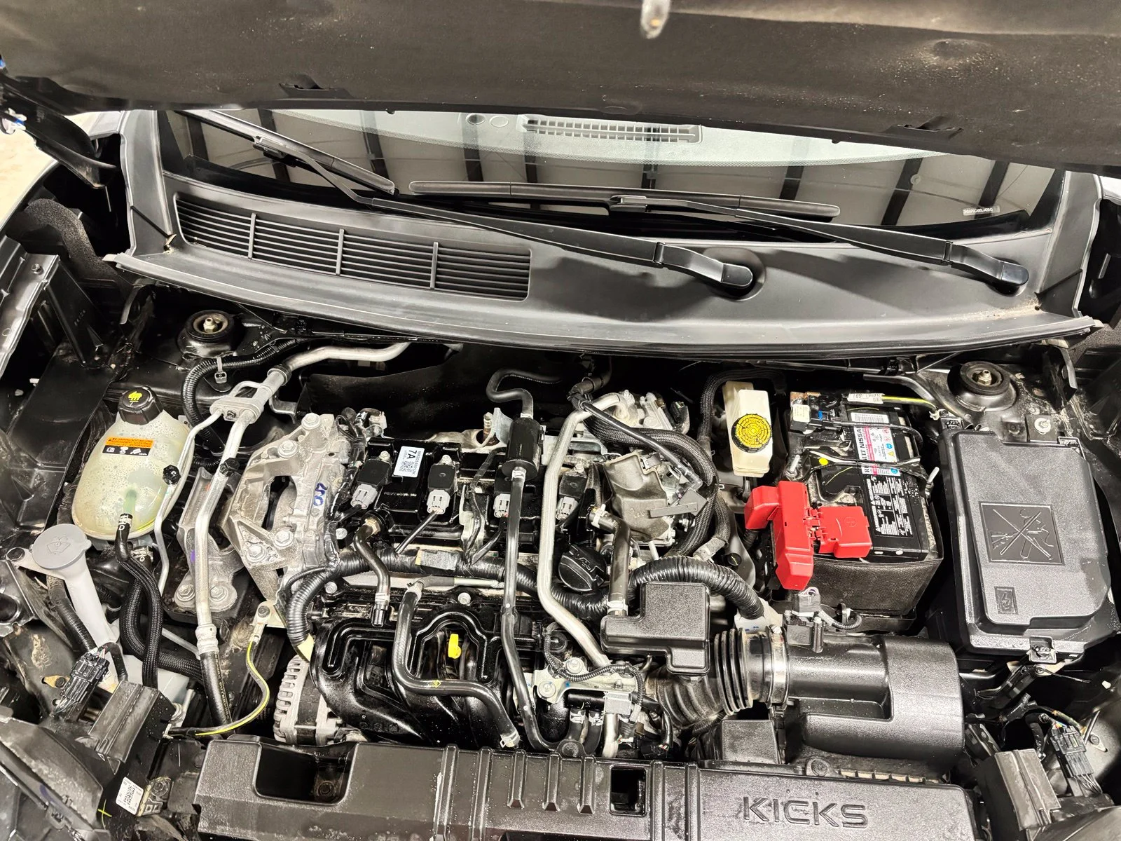 Used 2025 Gray Nissan SV image 25