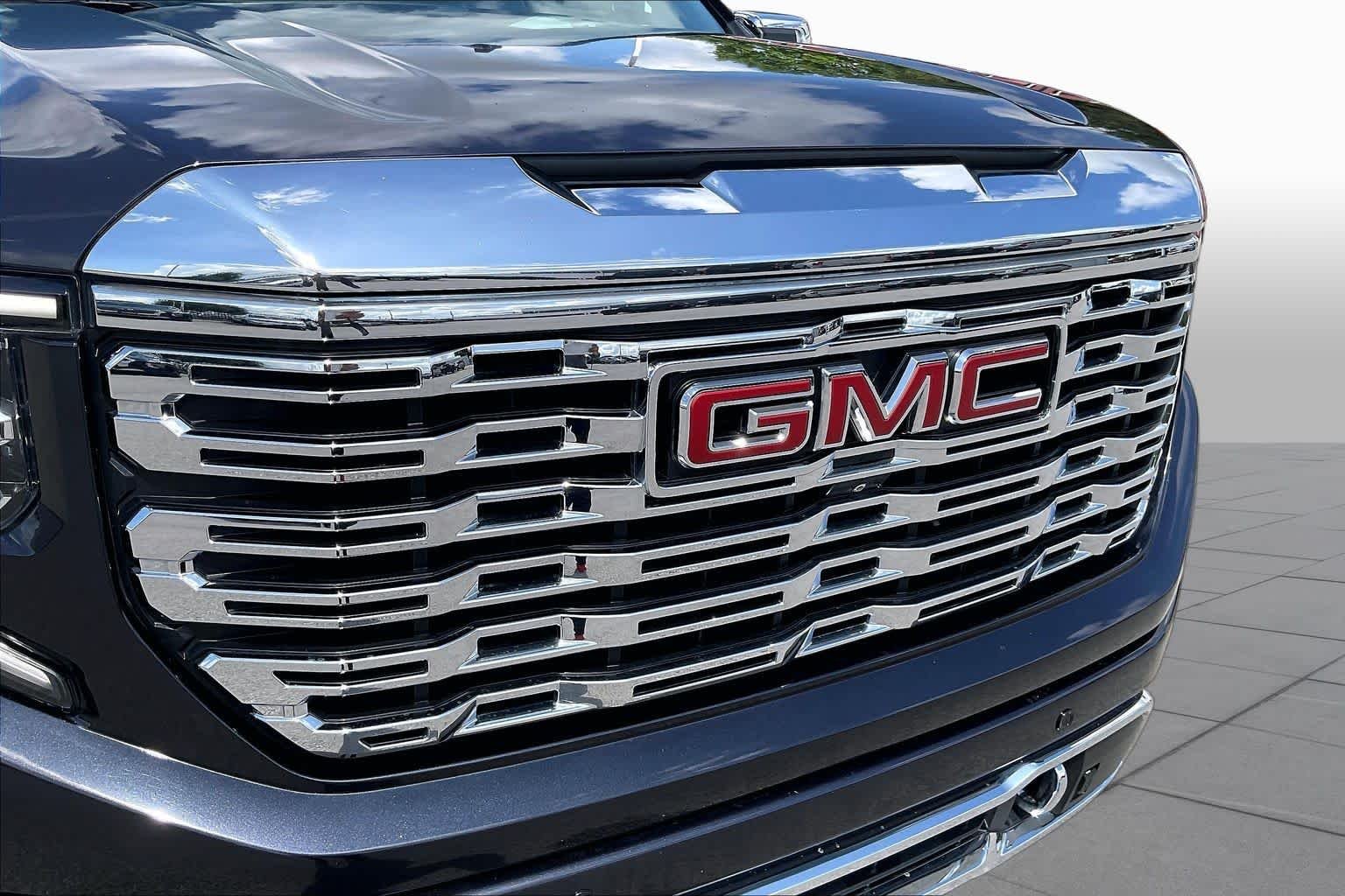 Used 2023 Titanium Rush Metallic GMC Denali image 30
