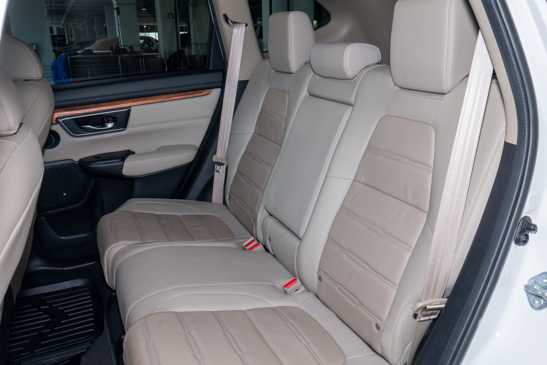 Used 2021 White Honda EX-L image 19