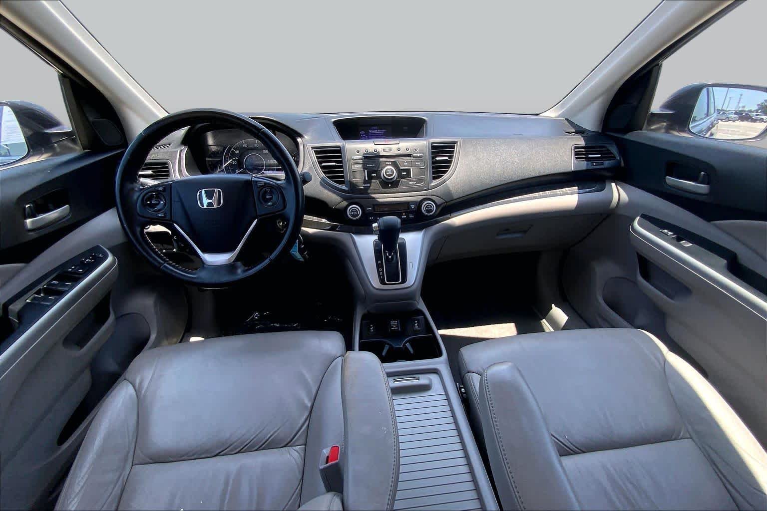 Used 2013 Alabaster Silver Metallic Honda EX-L image 16
