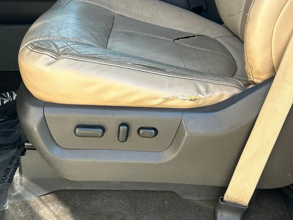 Used 2014 Oxford White Ford Lariat image 16