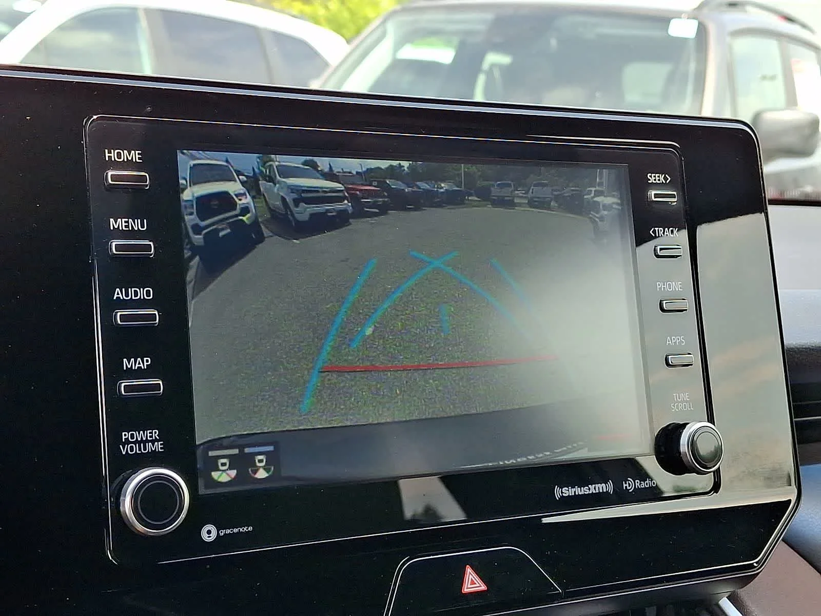 2022 Toyota Venza XLE - Photo 23