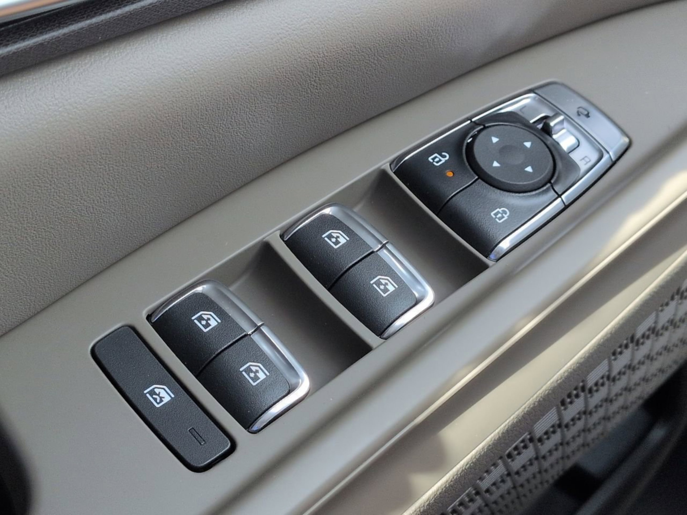 New 2026 Aurora Black Pearl Kia EX image 20