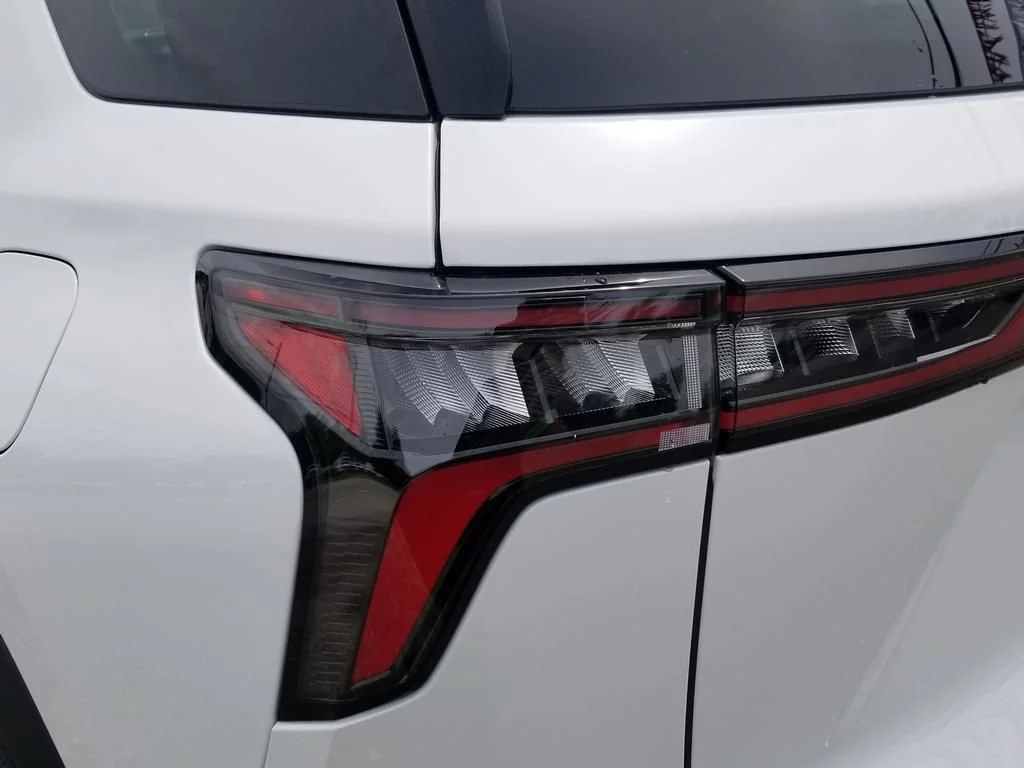 2026 Chevrolet Equinox LT - Photo 12