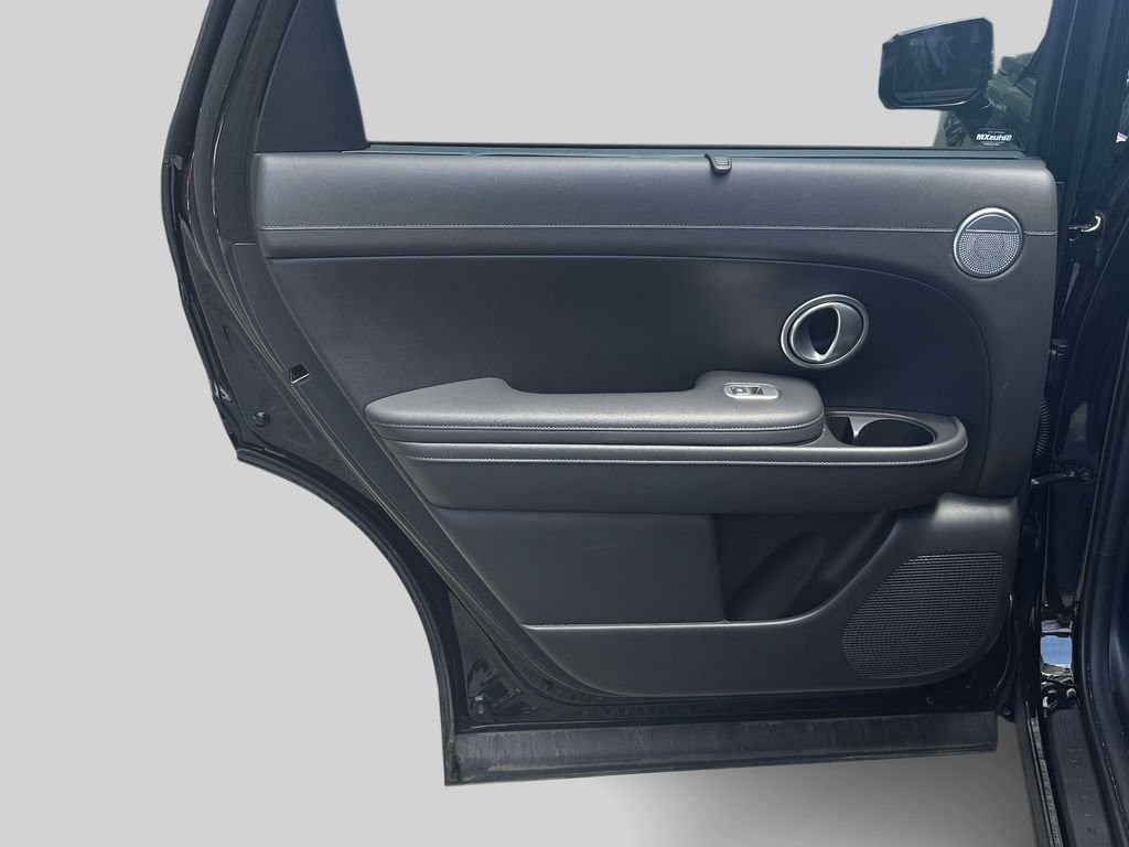 Used 2026 Black Hyundai Limited image 11