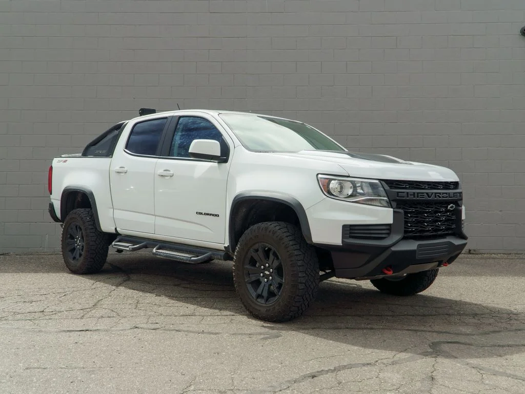 Used 2022 White Chevrolet ZR2 image 9