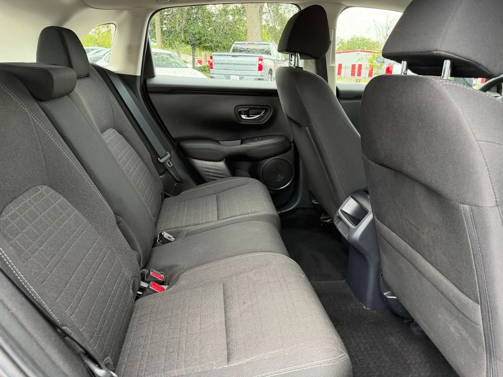 2025 Honda HR-V LX - Photo 8