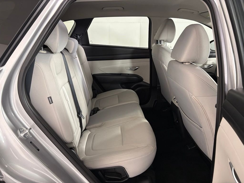 Used 2025 Silver Hyundai SEL image 42