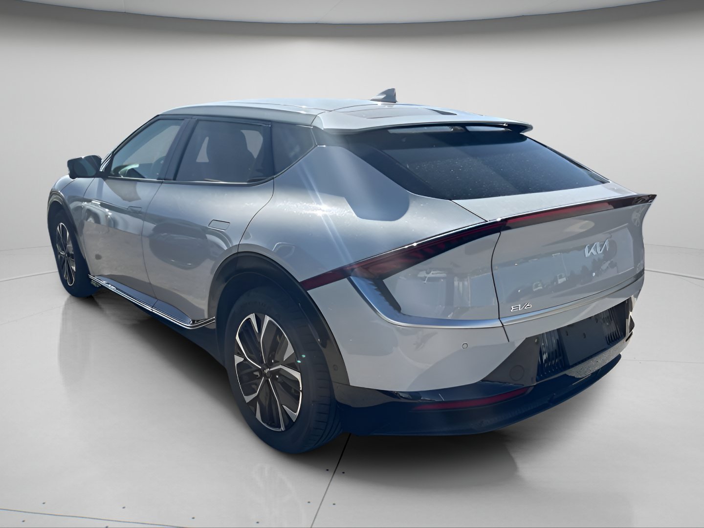Used 2023 Glacier Kia Wind image 12