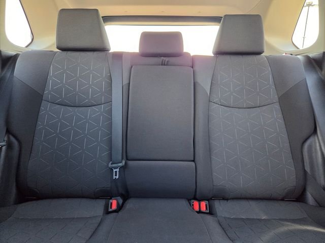 Used 2020  Toyota XLE image 11
