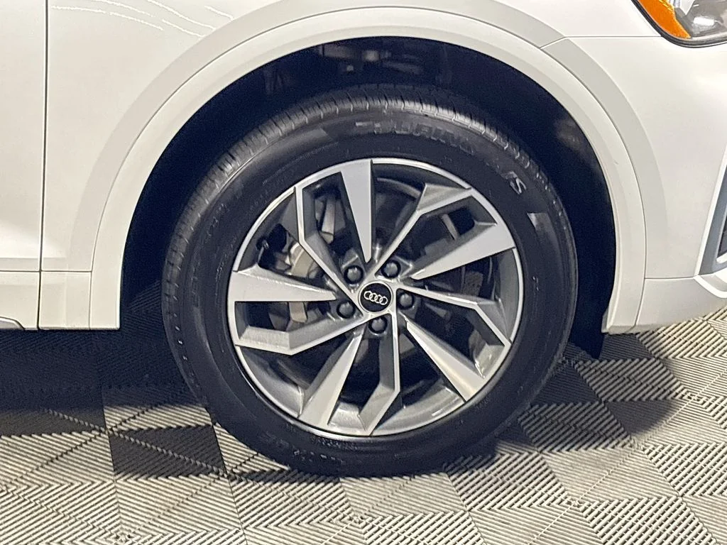 Used 2022 White Audi 45 S line Premium image 24