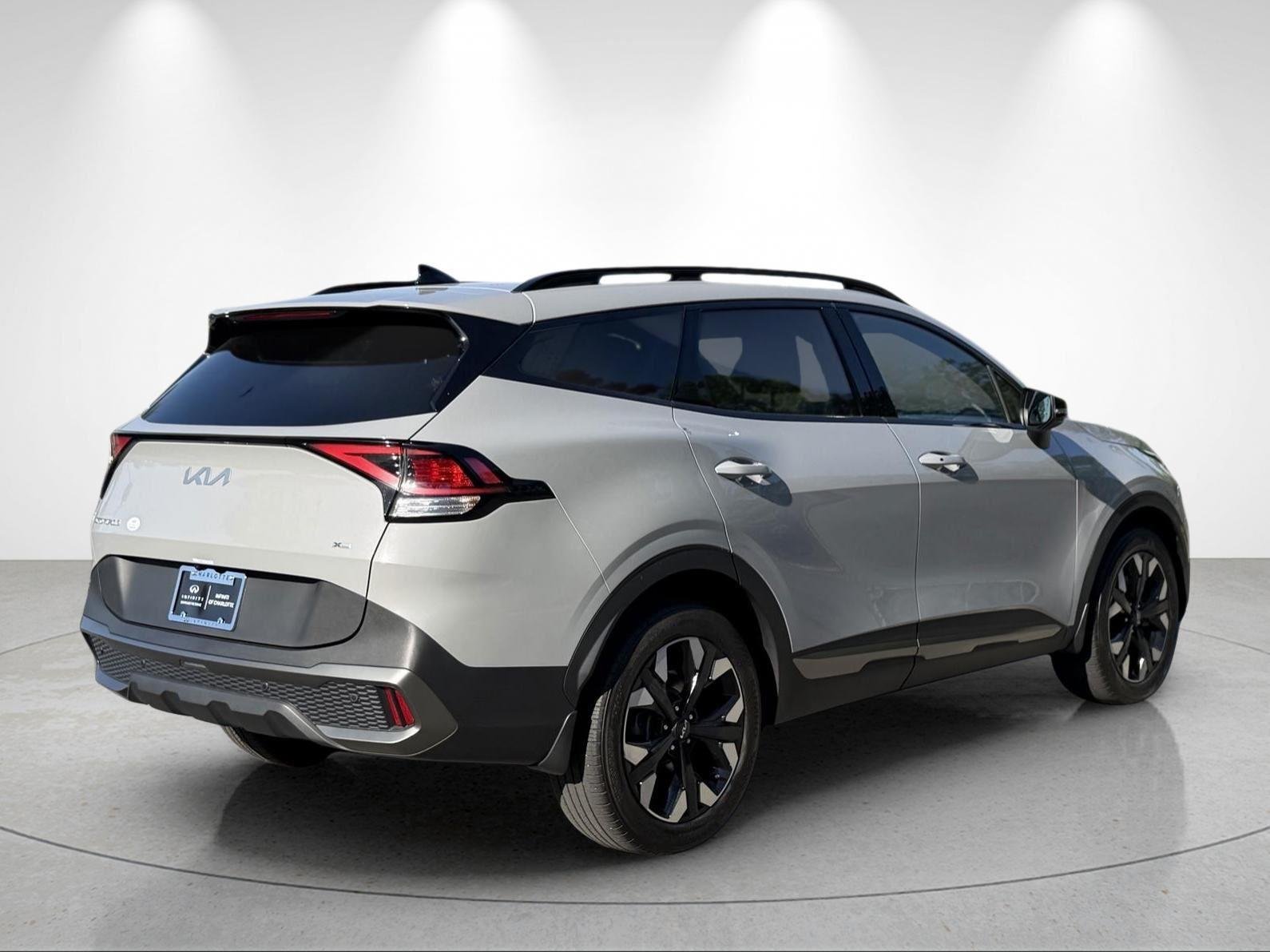 Used 2023 Wolf Gray Kia X-Line image 5