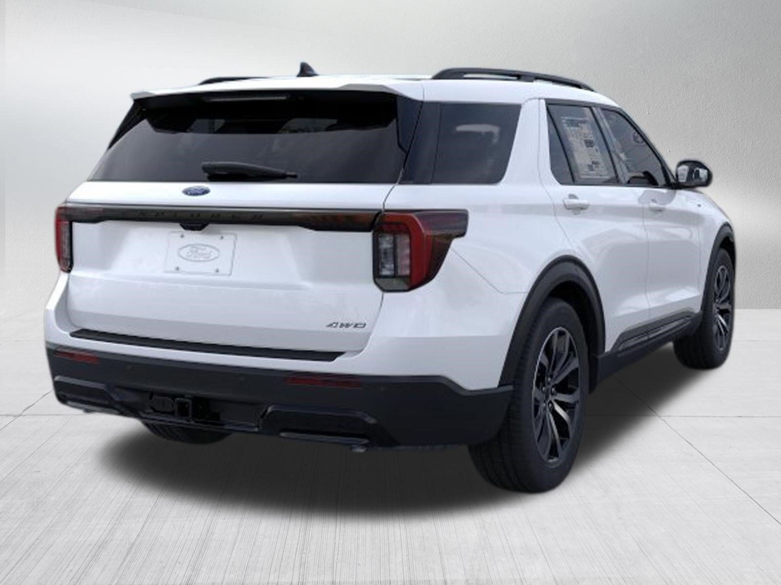 New 2026 Star White Metallic Tri-Coat Ford ST-Line image 8