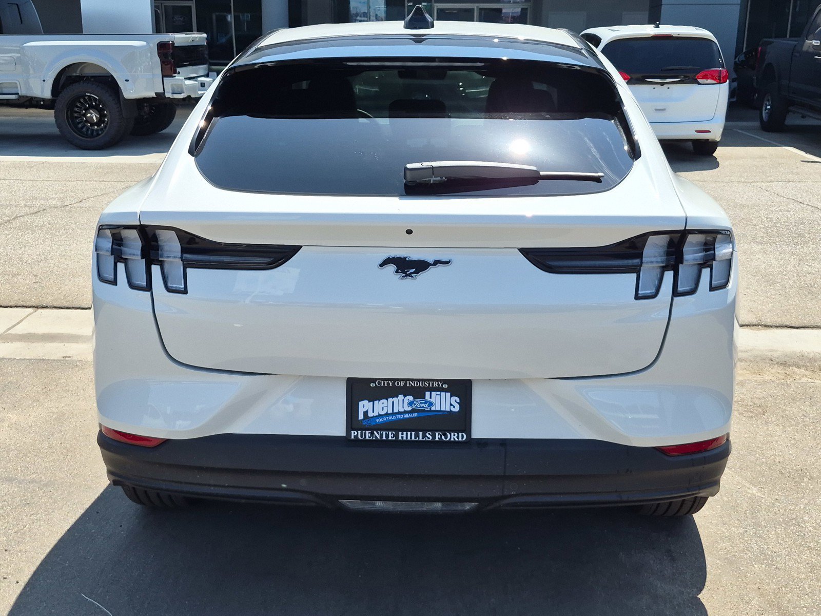New 2026 Star White Metallic Tri-coat Ford Premium image 6