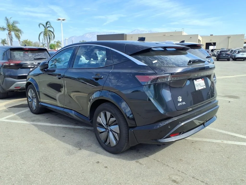 Used 2023 Green Nissan EVOLVE+ image 11