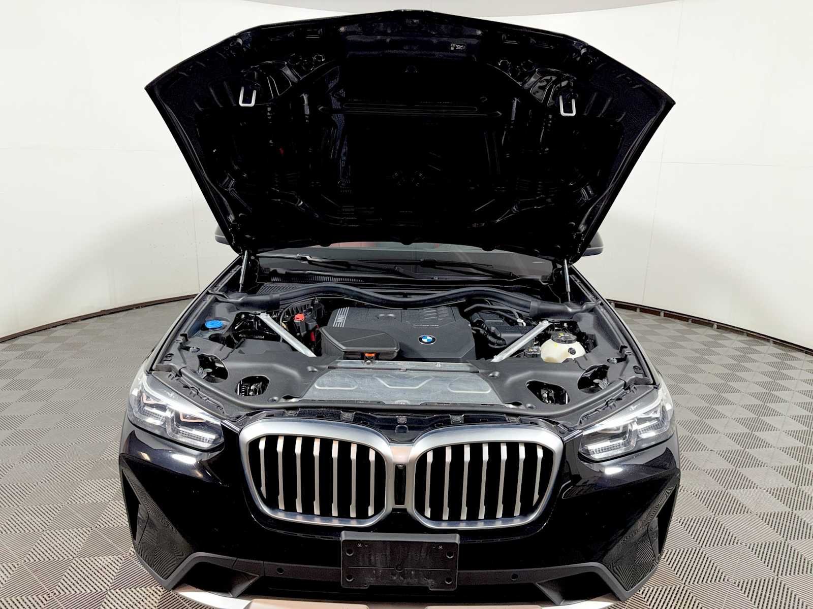 Used 2024 Jet Black BMW xDrive30i image 31