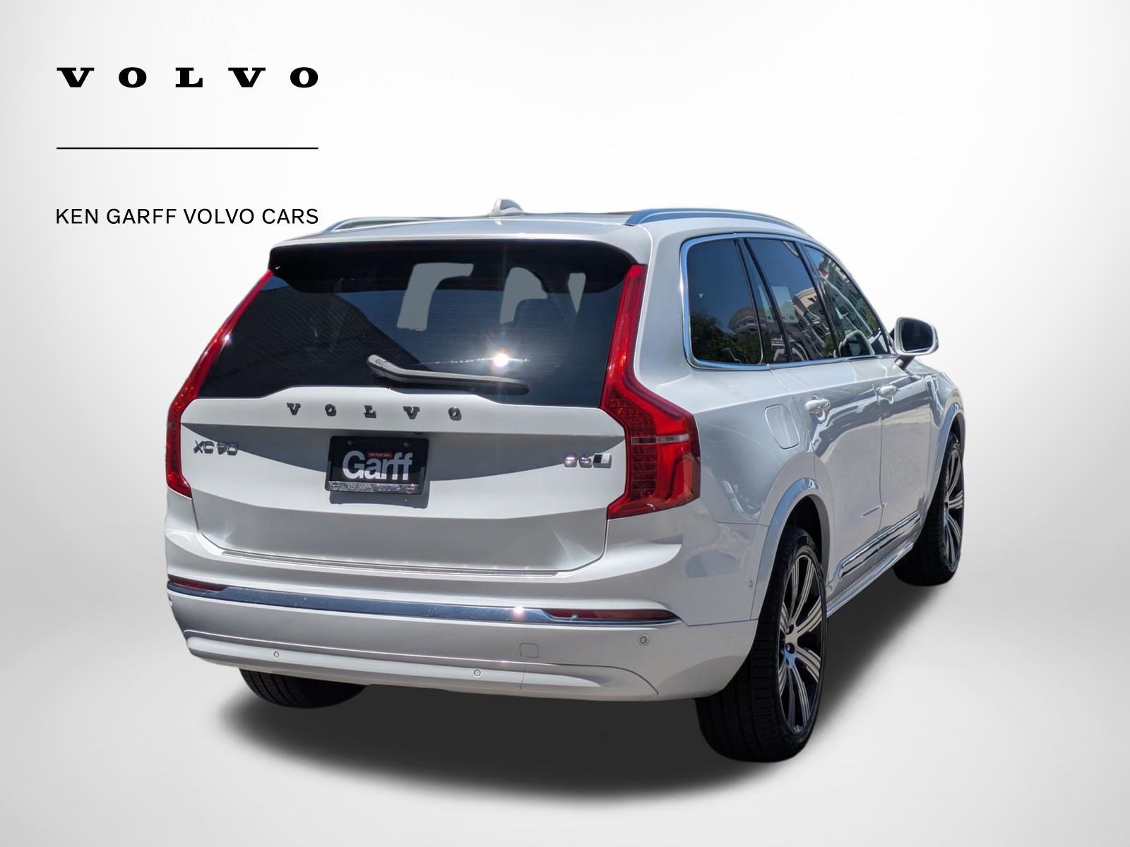 Certified Used 2023 Crystal White Volvo Ultimate image 4